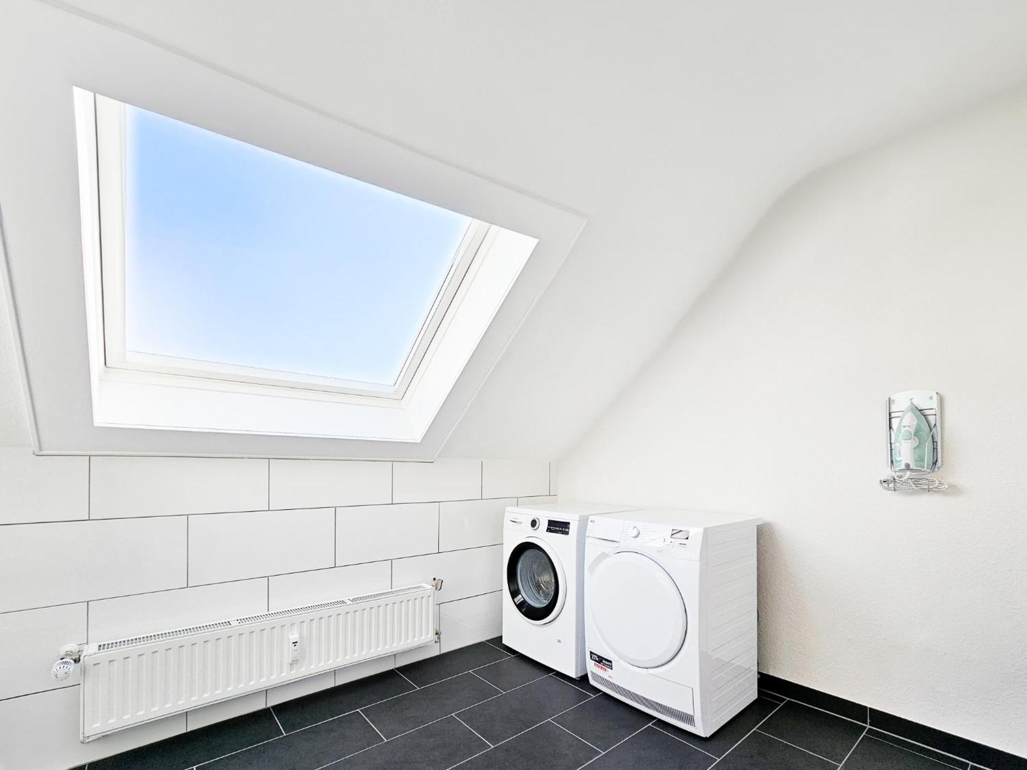 Raj Living - City Center Apartments With 5 Rooms - 10 Min Messe Dus Düsseldorf Extérieur photo
