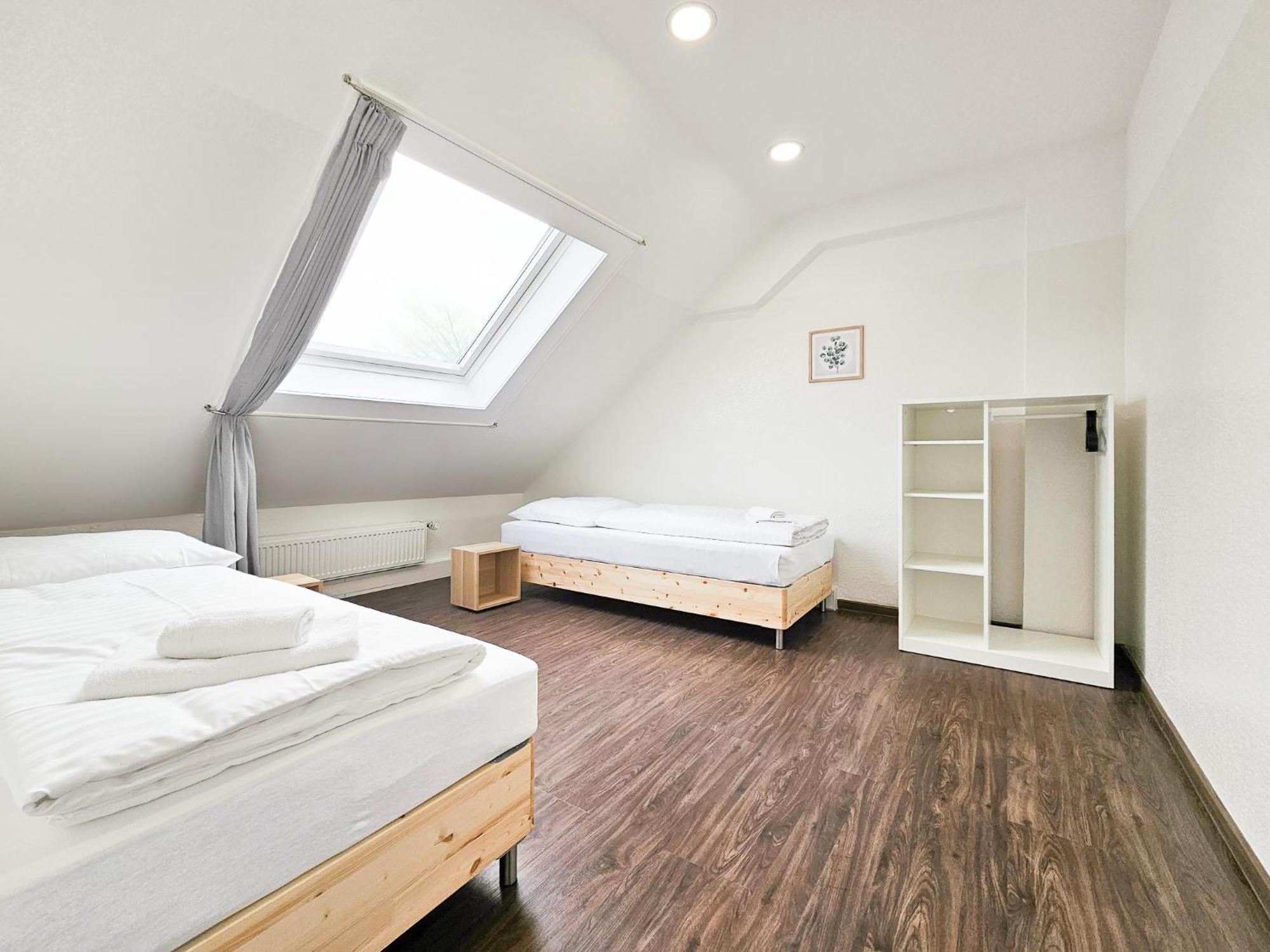 Raj Living - City Center Apartments With 5 Rooms - 10 Min Messe Dus Düsseldorf Extérieur photo