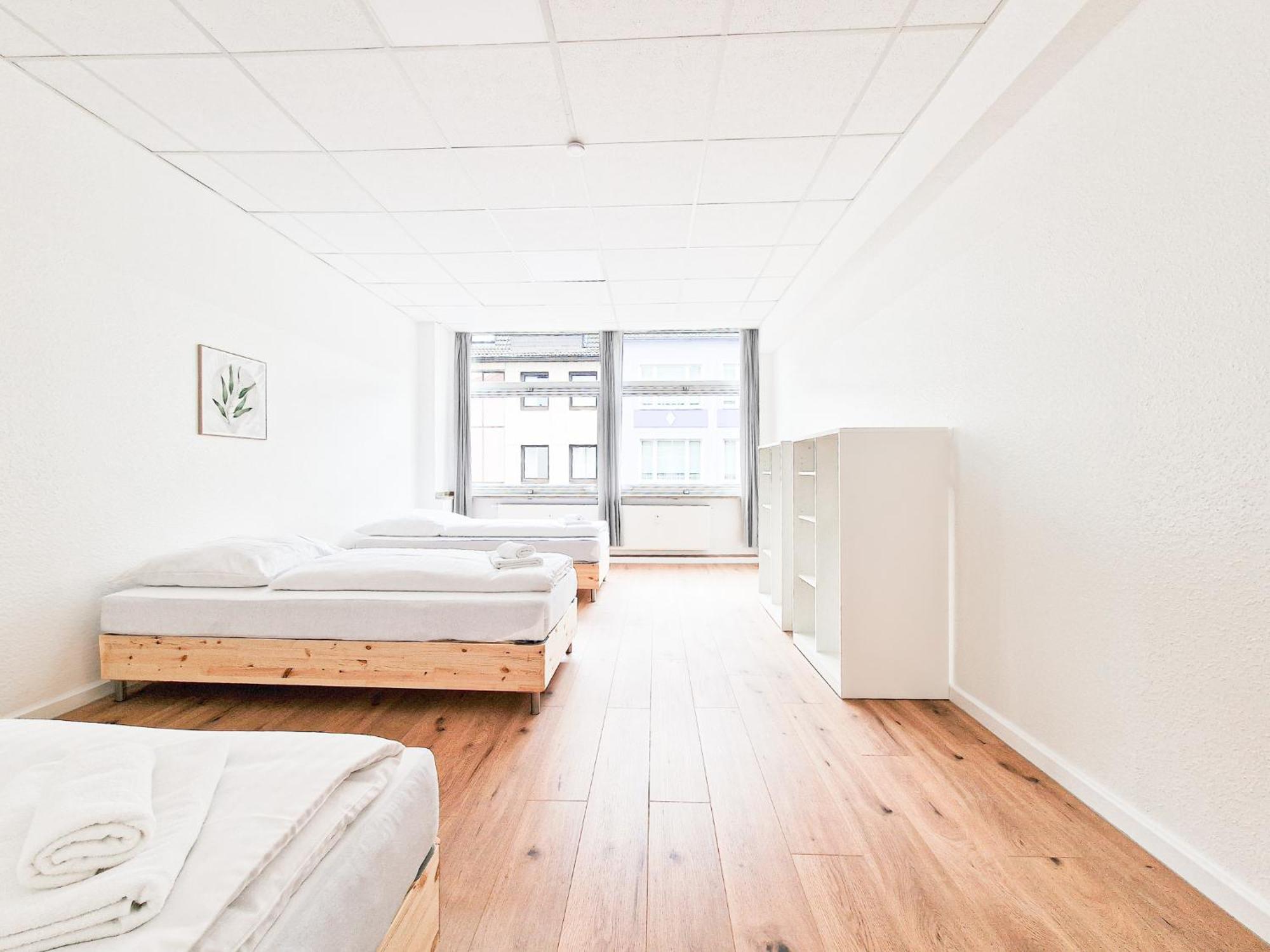 Raj Living - City Center Apartments With 5 Rooms - 10 Min Messe Dus Düsseldorf Extérieur photo