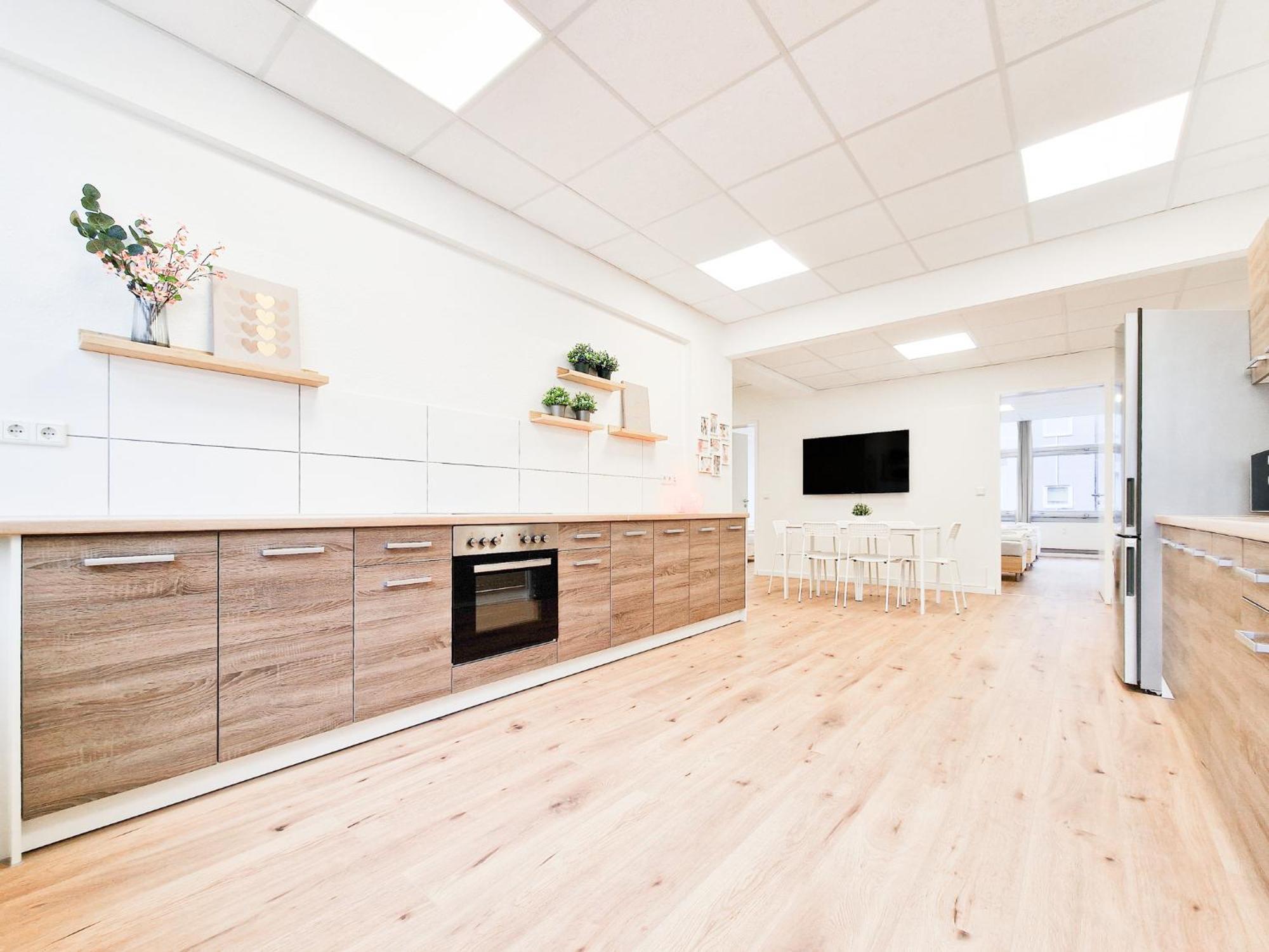 Raj Living - City Center Apartments With 5 Rooms - 10 Min Messe Dus Düsseldorf Extérieur photo