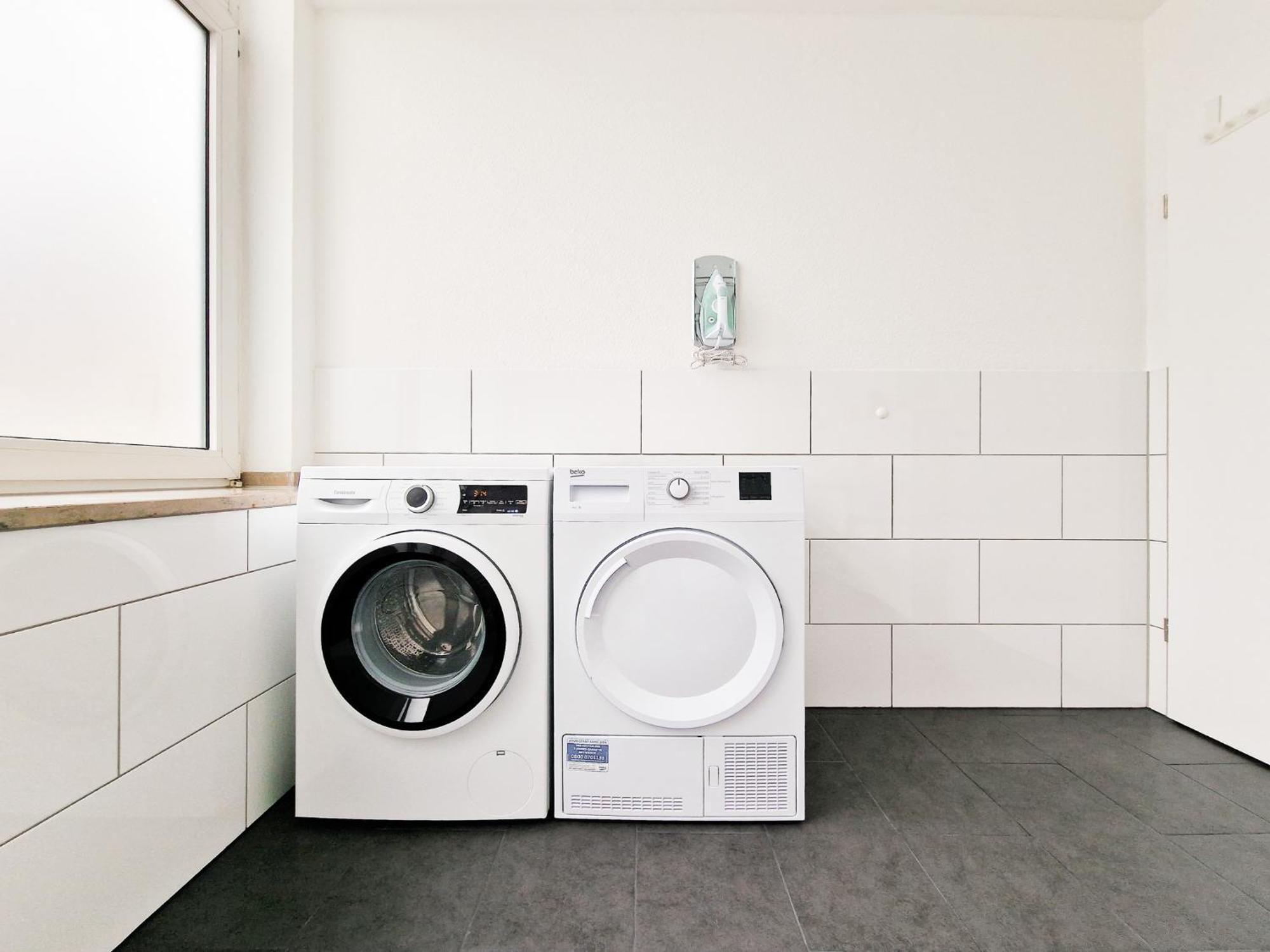 Raj Living - City Center Apartments With 5 Rooms - 10 Min Messe Dus Düsseldorf Extérieur photo
