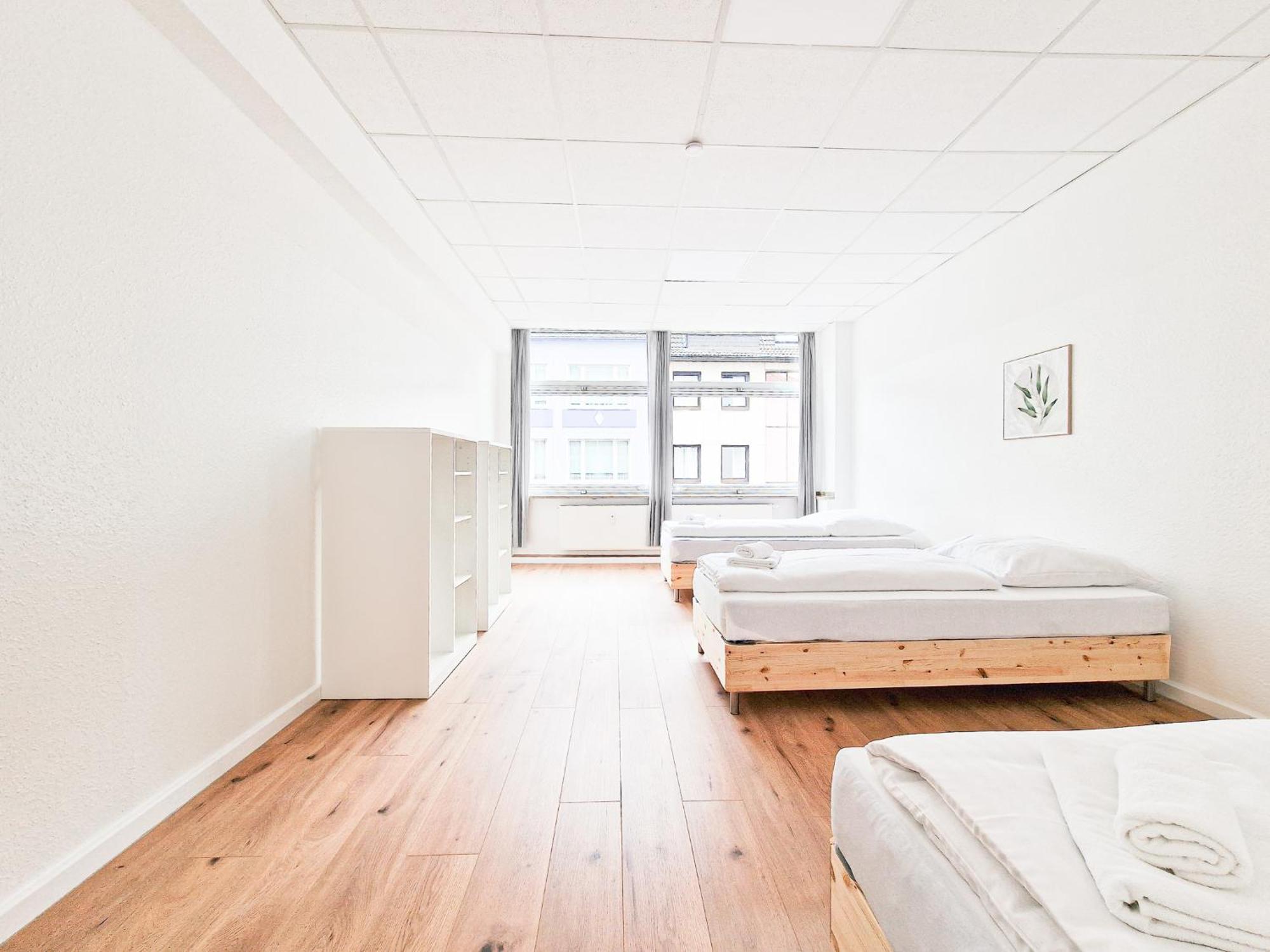 Raj Living - City Center Apartments With 5 Rooms - 10 Min Messe Dus Düsseldorf Extérieur photo