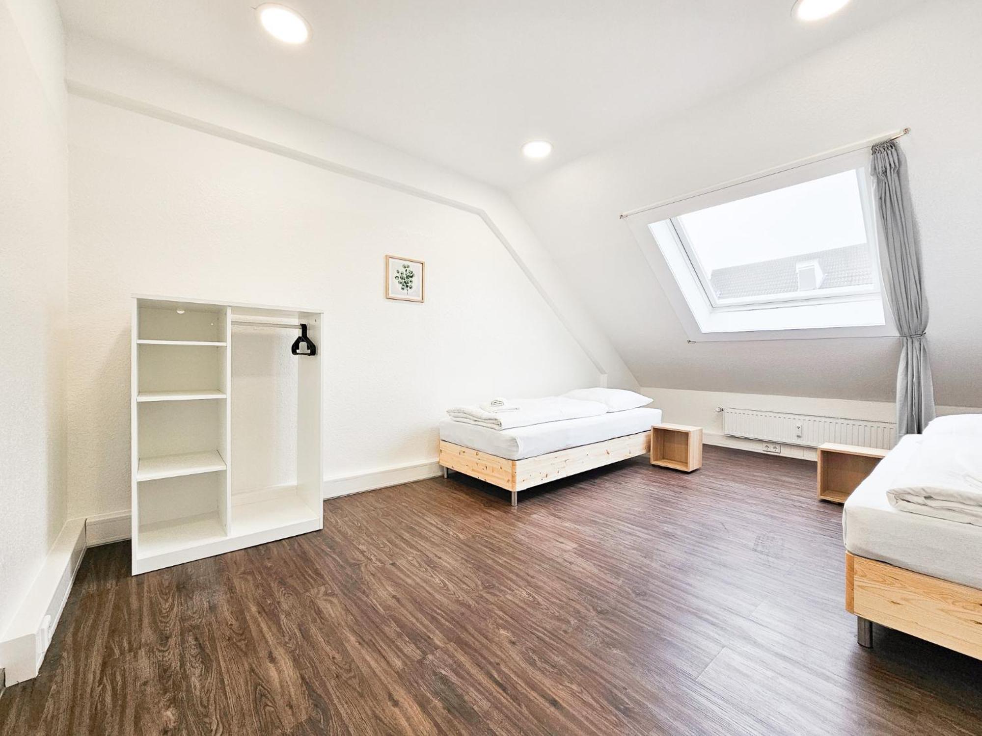 Raj Living - City Center Apartments With 5 Rooms - 10 Min Messe Dus Düsseldorf Extérieur photo