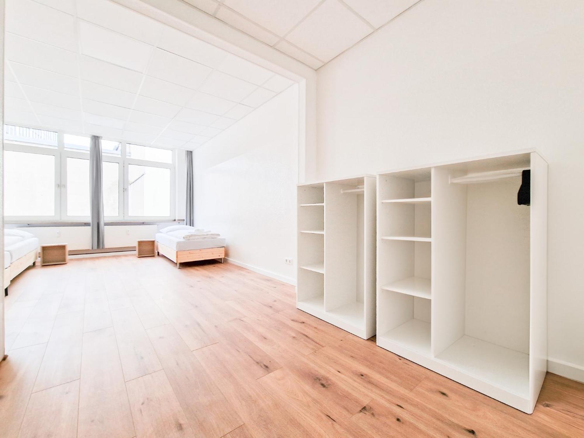 Raj Living - City Center Apartments With 5 Rooms - 10 Min Messe Dus Düsseldorf Extérieur photo